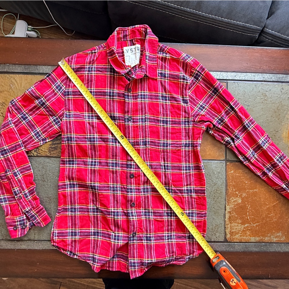 VSTR premium original plaid red long sleeve button down flannel medium cowgirl